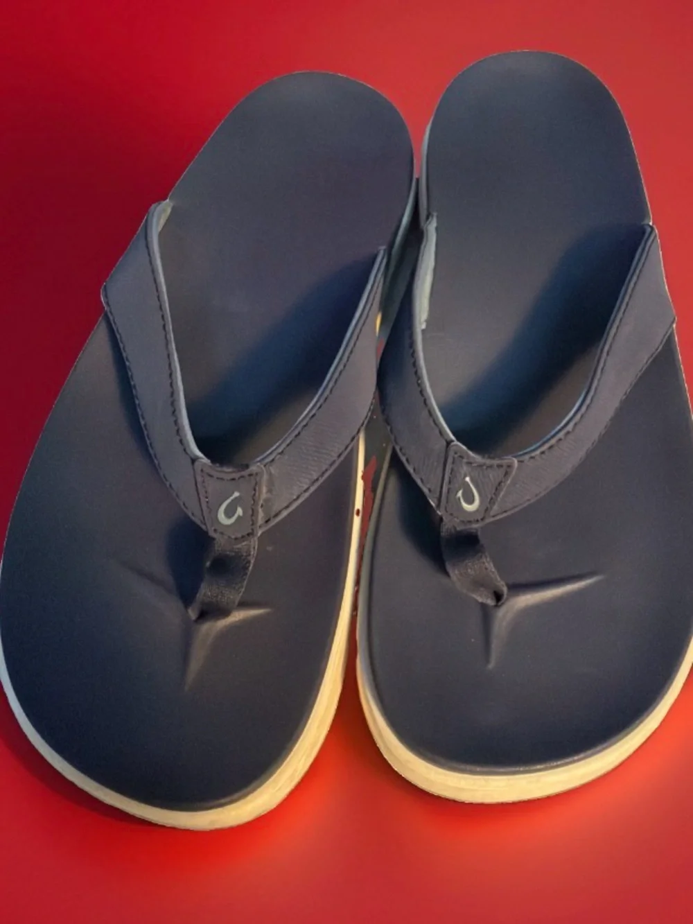 Olakai size 9 Flip Flop Sandals - Blue with Tan Sole grip rubber non marking